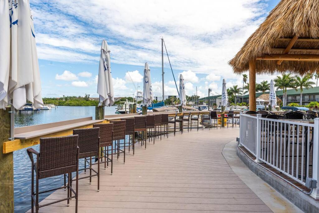 Apartament Waterfront, Pool, Tiki Bar & Grill, Gym, Location! Sarasota Zewnętrze zdjęcie