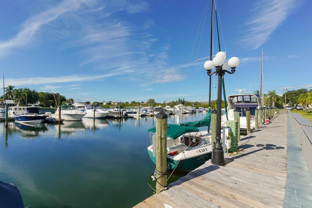 Apartament Waterfront, Pool, Tiki Bar & Grill, Gym, Location! Sarasota Zewnętrze zdjęcie