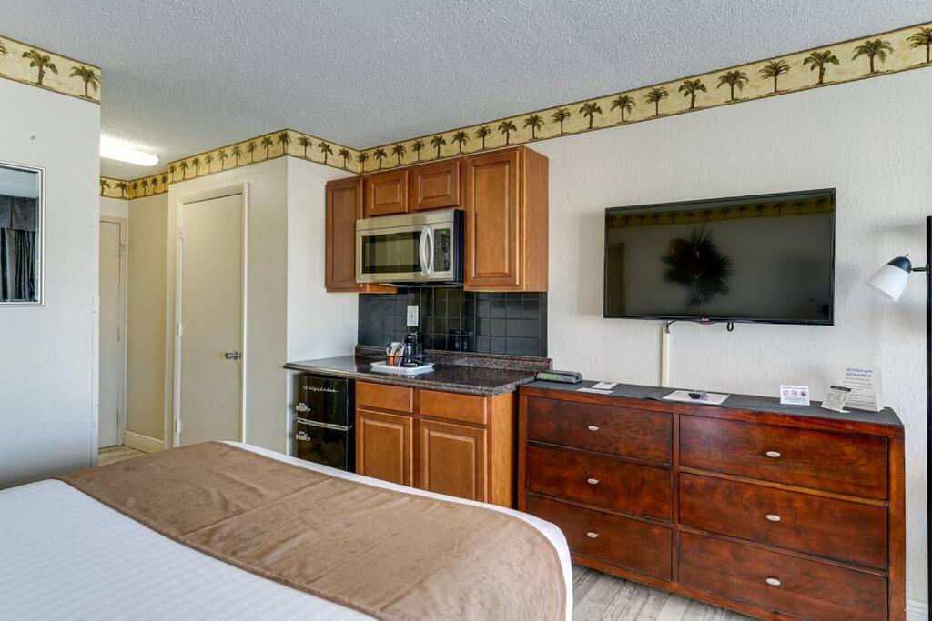 Apartament Waterfront, Pool, Tiki Bar & Grill, Gym, Location! Sarasota Zewnętrze zdjęcie