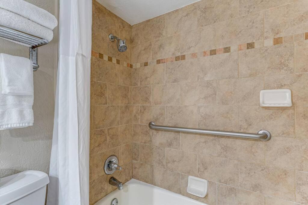 Apartament Waterfront, Pool, Tiki Bar & Grill, Gym, Location! Sarasota Zewnętrze zdjęcie