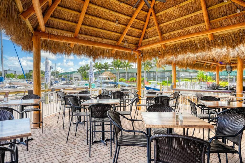 Apartament Waterfront, Pool, Tiki Bar & Grill, Gym, Location! Sarasota Zewnętrze zdjęcie